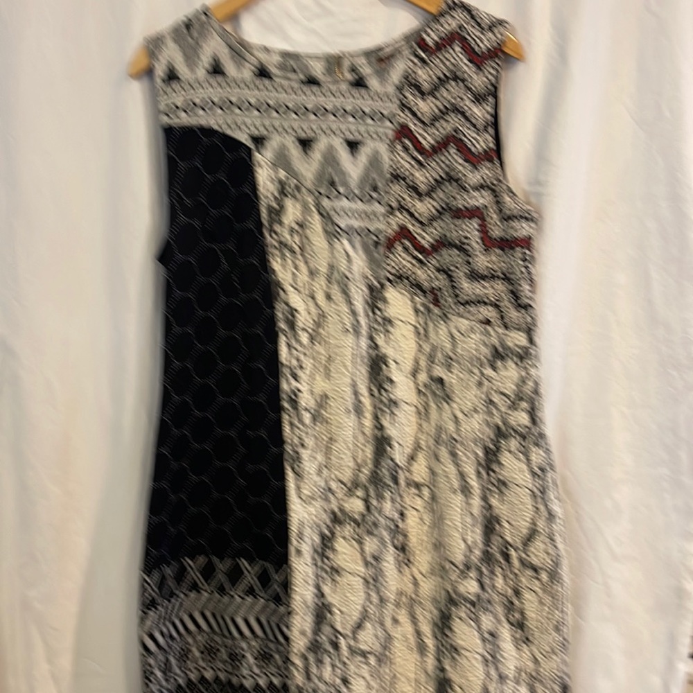 Multi color sheath dress. Brand is Isle and size XL.